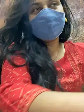 Snapshot of HaaniKaur chatting on 10.19.25 HaaniKaur online show from 10.19.25