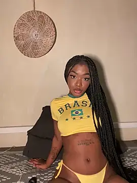 Snapshot of Isaa_Coleman_ chatting on 12.11.24 Isaa Coleman  online show from 12.11.24