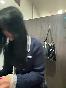 Snapshot of Asia-Melody chatting on 03.23.25 Asia-Melody online show from 03.23.25