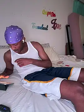 Snapshot of esteraulxxx chatting on 12.10.24 esteraulxxx online show from 12.10.24