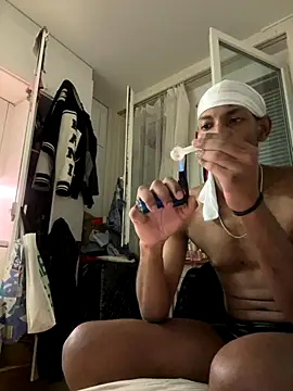 Snapshot of esteraulxxx chatting on 09.21.25 esteraulxxx online show from 09.21.25