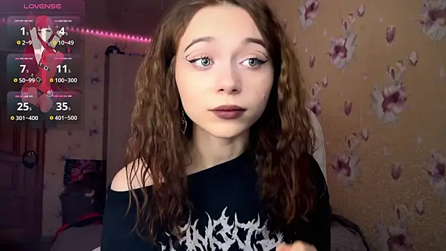 Snapshot of _SofiaBrown chatting on 01.19.25  SofiaBrown online show from 01.19.25