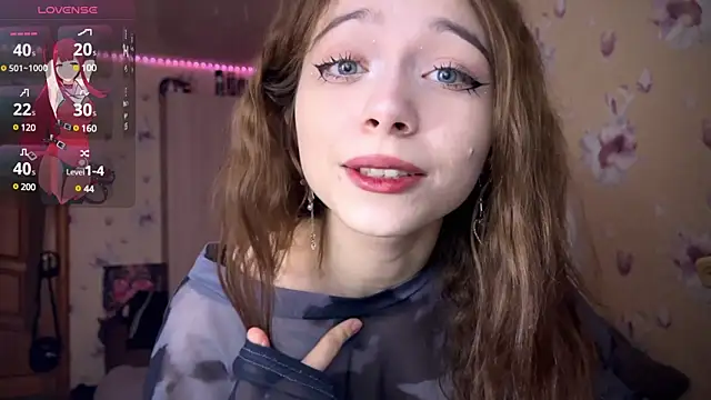 Snapshot of _SofiaBrown chatting on 03.10.25  SofiaBrown online show from 03.10.25