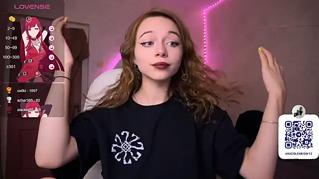 Snapshot of _SofiaBrown chatting on 09.11.25  SofiaBrown online show from 09.11.25