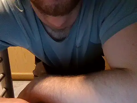 Snapshot of rugbyboy22 chatting on 10.10.25 rugbyboy22 online show from 10.10.25