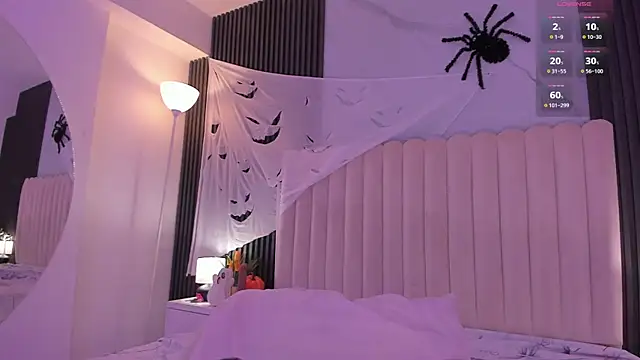 KatDreams  online show from 10.11.25