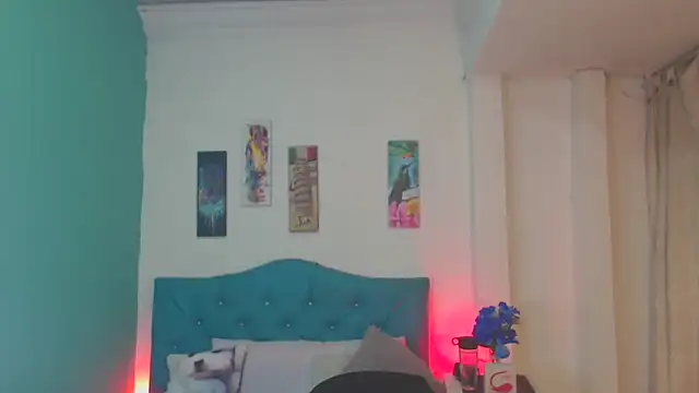 Snapshot of Cinthya-Gomez6 chatting on 03.13.25 Cinthya-Gomez6 online show from 03.13.25