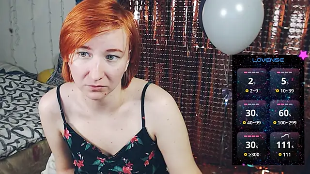 Snapshot of licentia__poetica chatting on 02.21.25 licentia poetica online show from 02.21.25