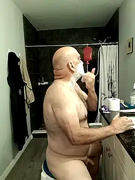 Snapshot of lou63ponce chatting on 12.03.24 lou63ponce online show from 12.03.24