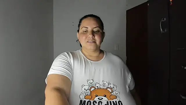 tetasgrandes karol online show from 03.03.25