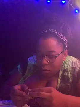 bustypothead online show from 12.22.24