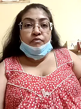 Snapshot of LAVERNIYA_ chatting on 12.30.24 LAVERNIYA  online show from 12.30.24