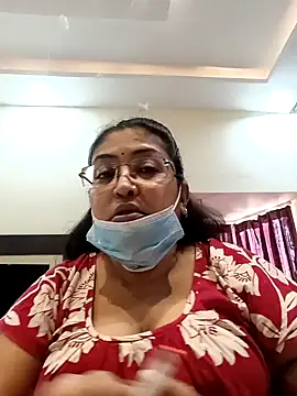 Snapshot of LAVERNIYA_ chatting on 01.03.25 LAVERNIYA  online show from 01.03.25