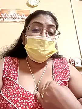 Snapshot of LAVERNIYA_ chatting on 01.18.25 LAVERNIYA  online show from 01.18.25