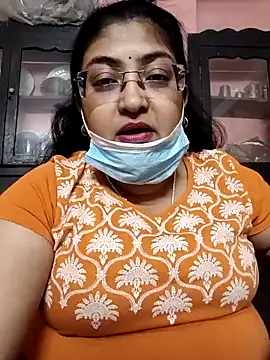 Snapshot of LAVERNIYA_ chatting on 01.24.25 LAVERNIYA  online show from 01.24.25