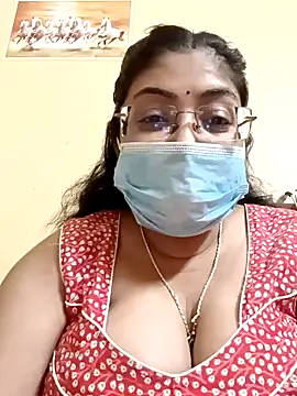 Snapshot of LAVERNIYA_ chatting on 02.17.25 LAVERNIYA  online show from 02.17.25