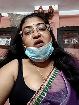 Snapshot of LAVERNIYA_ chatting on 03.21.25 LAVERNIYA  online show from 03.21.25