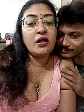 Snapshot of LAVERNIYA_ chatting on 09.25.25 LAVERNIYA  online show from 09.25.25