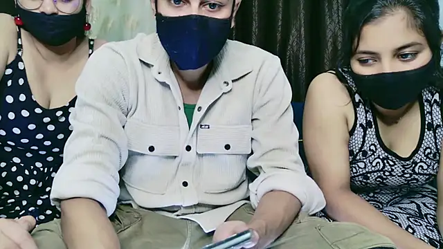 Snapshot of RupaliDixit chatting on 10.03.25 RupaliDixit online show from 10.03.25