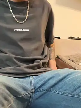 Snapshot of max_modus chatting on 10.09.25 max modus online show from 10.09.25