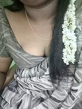 Snapshot of tamil_subha69 chatting on 12.02.24 tamil subha69 online show from 12.02.24