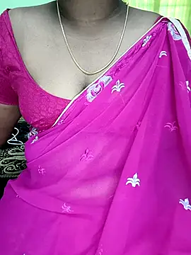 Snapshot of tamil_subha69 chatting on 02.20.25 tamil subha69 online show from 02.20.25