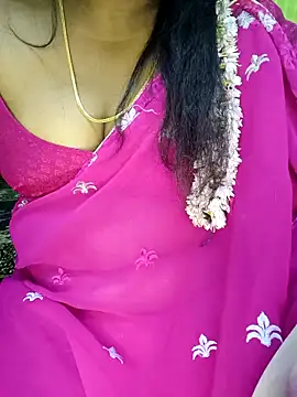 Snapshot of tamil_subha69 chatting on 02.21.25 tamil subha69 online show from 02.21.25