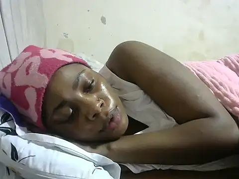 sweetgirlDora online show from 10.04.25