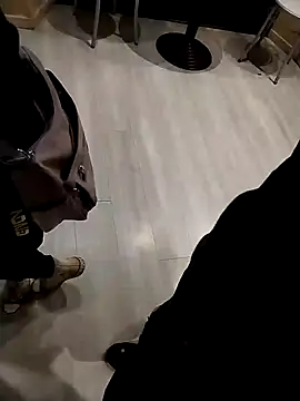 Snapshot of couplemilf2 chatting on 12.01.24 couplemilf2 online show from 12.01.24