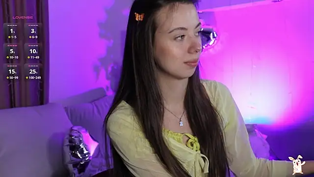 Snapshot of Goldy_Grace_ chatting on 02.21.25 Goldy Grace online show from 02.21.25