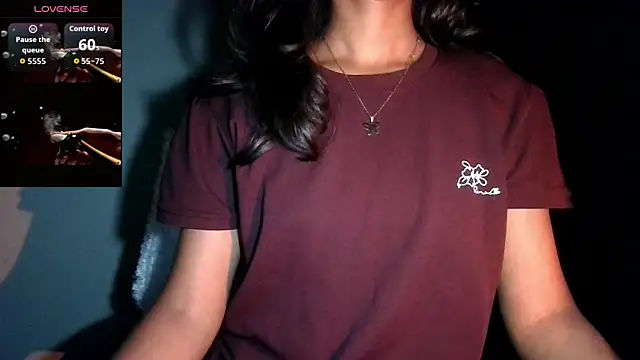 Snapshot of glowybekwa chatting on 09.16.25 glowybekwa online show from 09.16.25