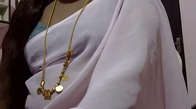 Snapshot of Hot_akshara chatting on 02.21.25 Hot akshara online show from 02.21.25