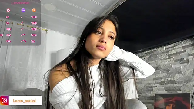 Snapshot of Loren_parissi chatting on 03.18.25 Loren parissi online show from 03.18.25