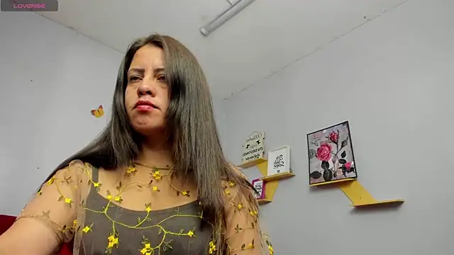 kathina giraldo online show from 09.24.25