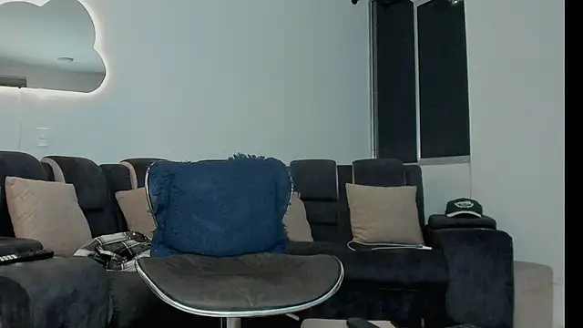 Snapshot of davis_alx1 chatting on 03.01.25 davis alx1 online show from 03.01.25