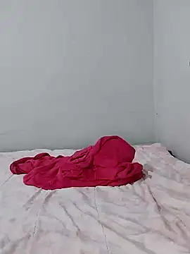 Snapshot of Sweet-diamondxxx chatting on 12.16.24 Sweet-diamondxxx online show from 12.16.24