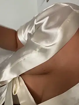 monikaas online show from 10.06.25