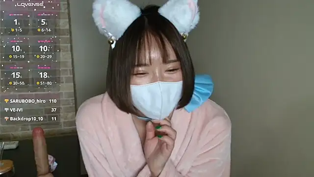 Snapshot of sara__xx__love chatting on 12.10.24 sara  xx  love online show from 12.10.24