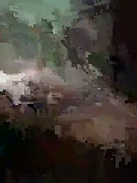 Snapshot of u091 chatting on 09.22.25 u091 online show from 09.22.25