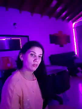 Snapshot of AbbyBaker222 chatting on 02.11.25 AbbyBaker222 online show from 02.11.25