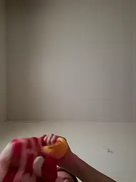 Snapshot of Susu204 chatting on 12.05.24 Susu204 online show from 12.05.24