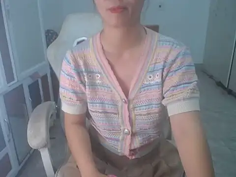 Snapshot of Susu204 chatting on 09.17.25 Susu204 online show from 09.17.25