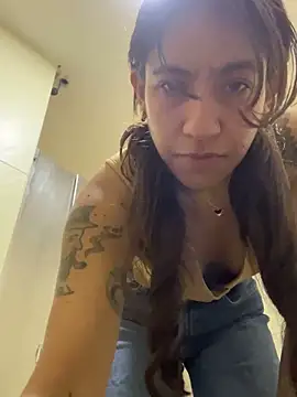 Snapshot of ValeriEvan chatting on 01.26.25 ValeriEvan online show from 01.26.25