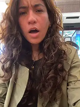 Snapshot of ValeriEvan chatting on 02.15.25 ValeriEvan online show from 02.15.25