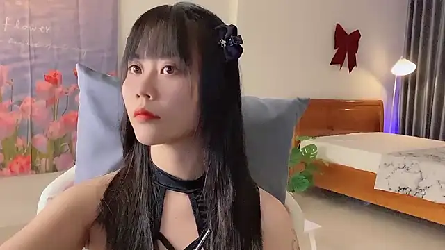 Snapshot of -rosiie- chatting on 03.03.25 -rosiie- online show from 03.03.25