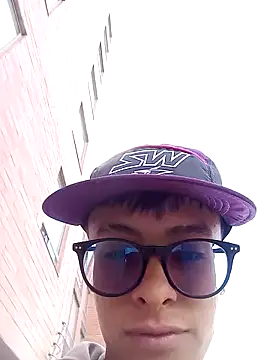 Snapshot of Cuervo_maniaco chatting on 12.19.24 Cuervo maniaco online show from 12.19.24