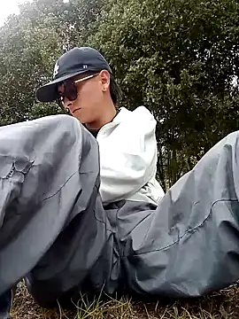 Snapshot of Cuervo_maniaco chatting on 02.07.25 Cuervo maniaco online show from 02.07.25