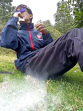 Snapshot of Cuervo_maniaco chatting on 11.05.25 Cuervo maniaco online show from 11.05.25