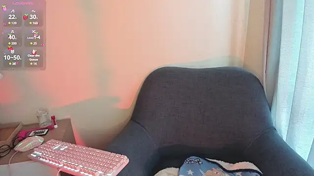 Snapshot of lovely__martina chatting on 09.24.25 lovely  martina online show from 09.24.25