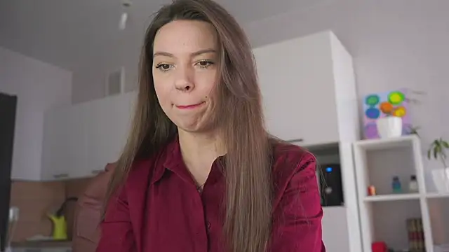 Snapshot of Victoria1Love chatting on 11.02.25 Victoria1Love online show from 11.02.25